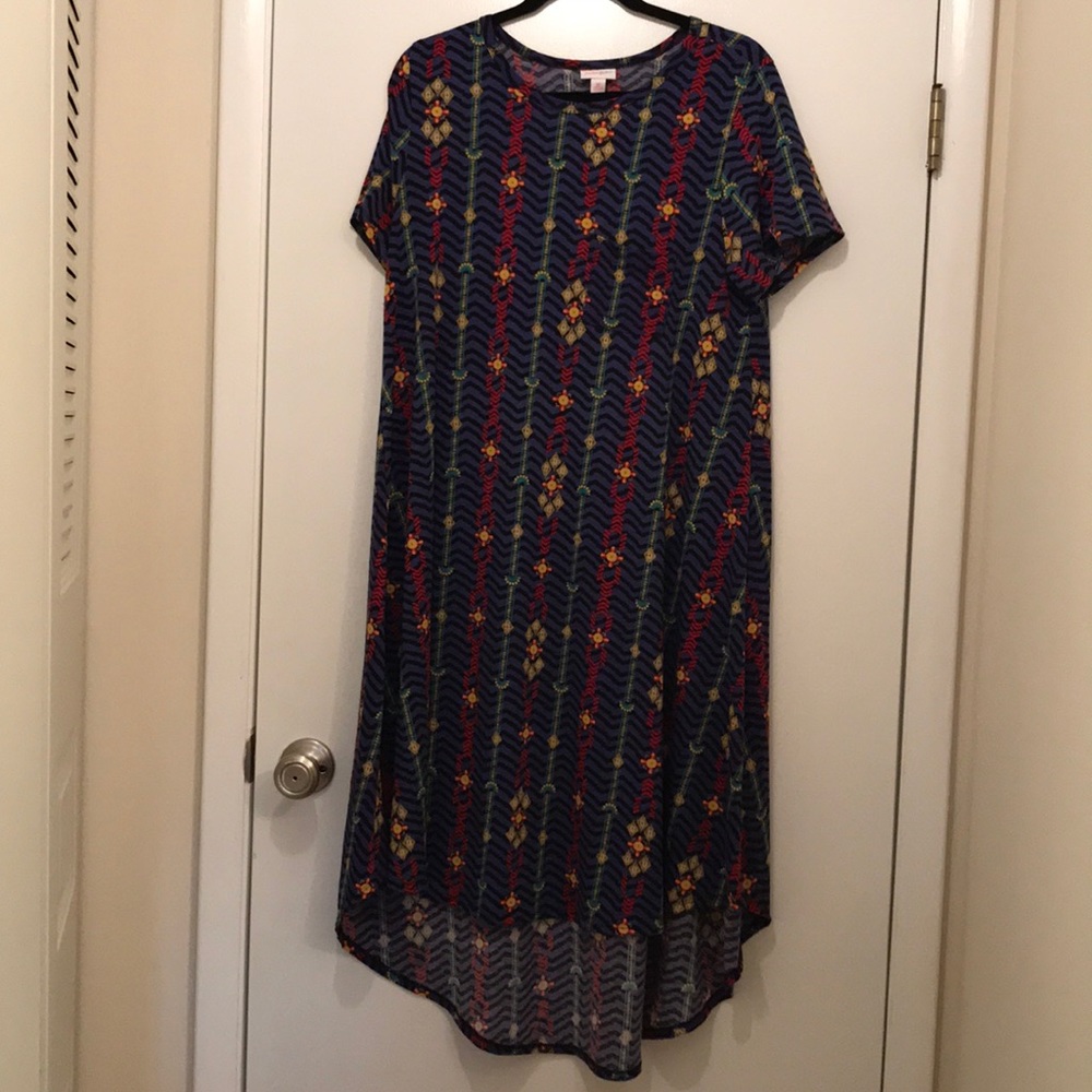 Lularoe Carly, M, EUC, Aztec print
